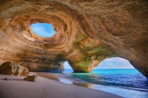 amazing-caves-9-1